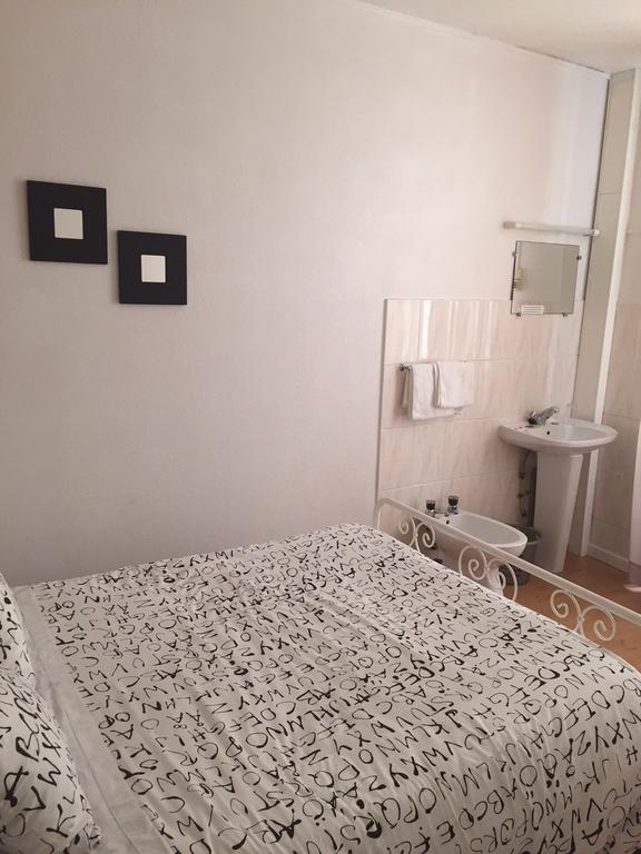 Duque Hotell Lisboa Exteriör bild